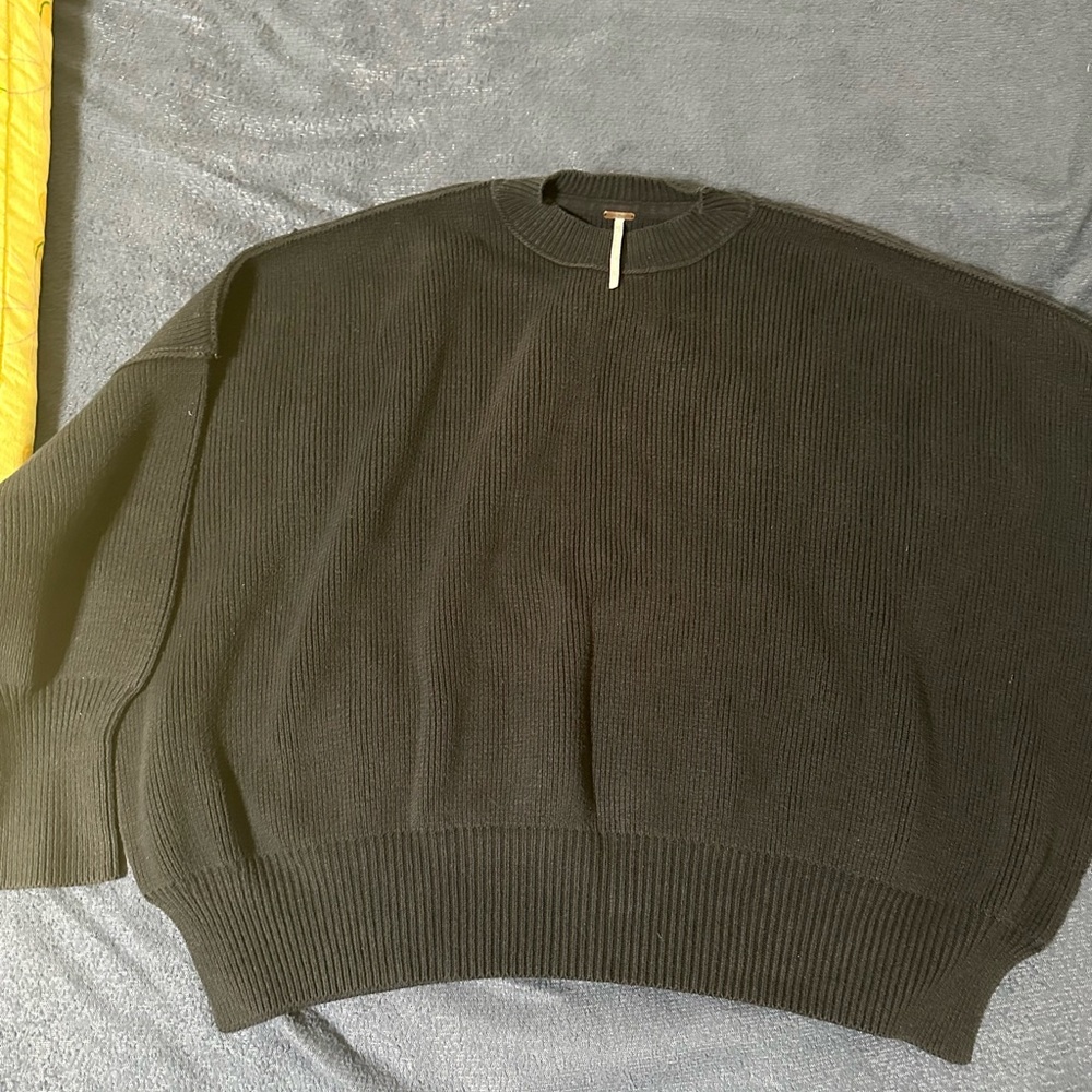 Free People women’s Black Crewneck Sweater